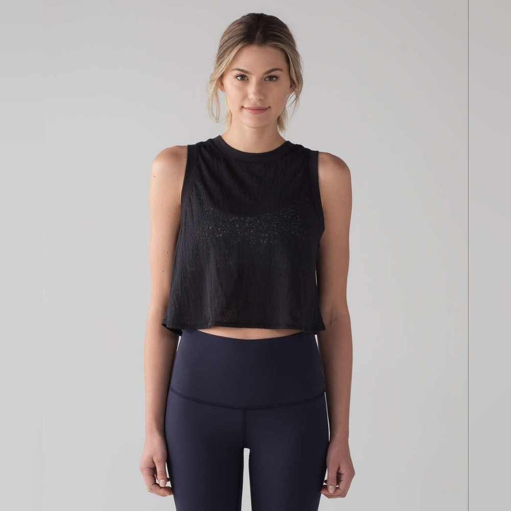 Lululemon  Tank ,Hint of Sheer Cropped TankBlack Sz2
